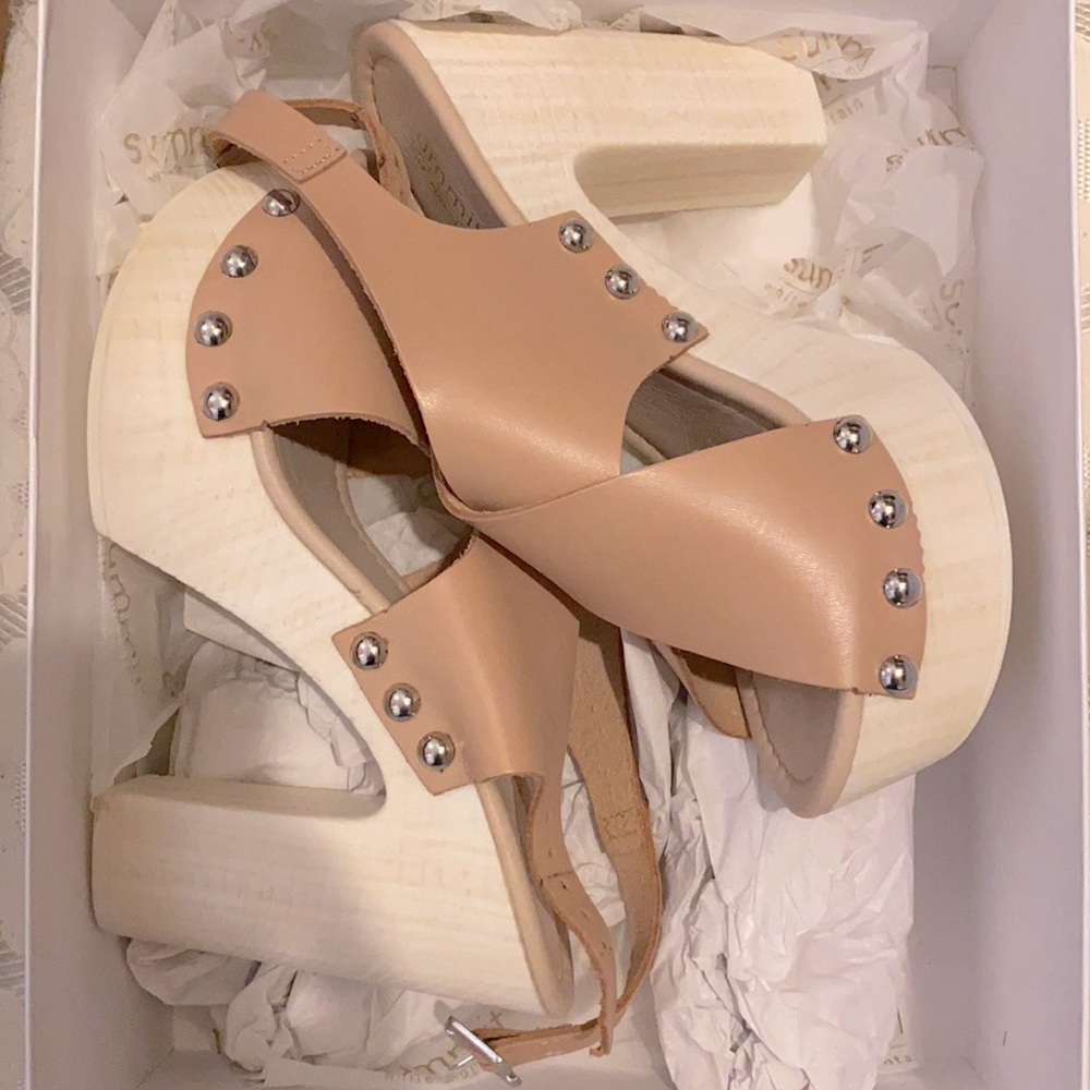 NIB Summit by White Mountain Retro Vintage-look Italian Leather Platform Sandal